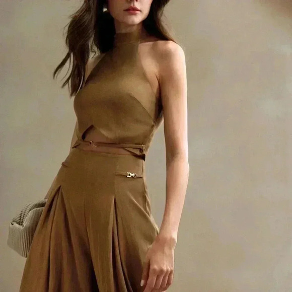 Khaki Sexy Women's Minimalist Style Chain Decor Sleeveless Top And Wide-Leg Pant - Picture 1 of 7